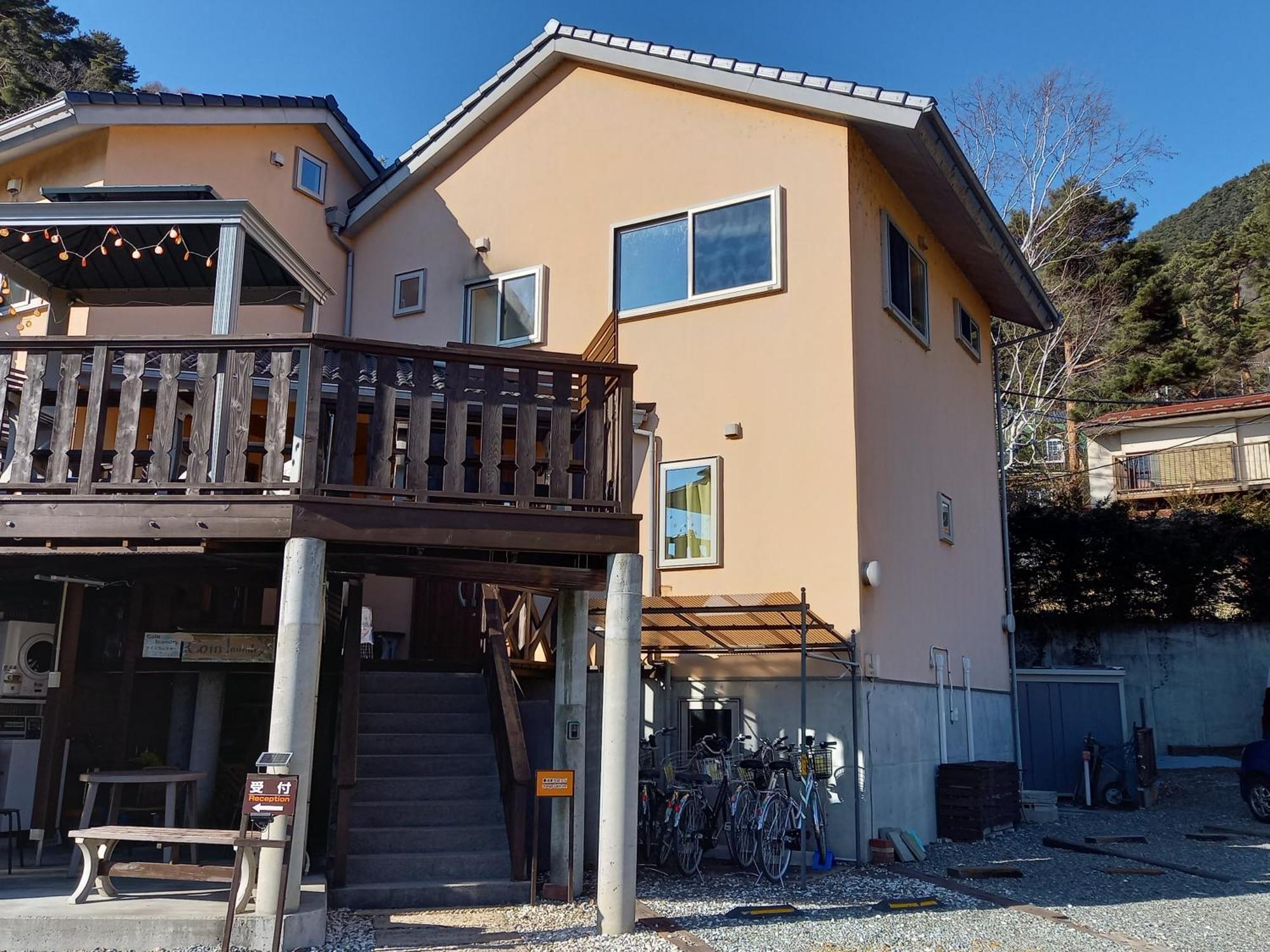 Orange Cabin Inn Far From Station Fujikawaguchiko Buitenkant foto