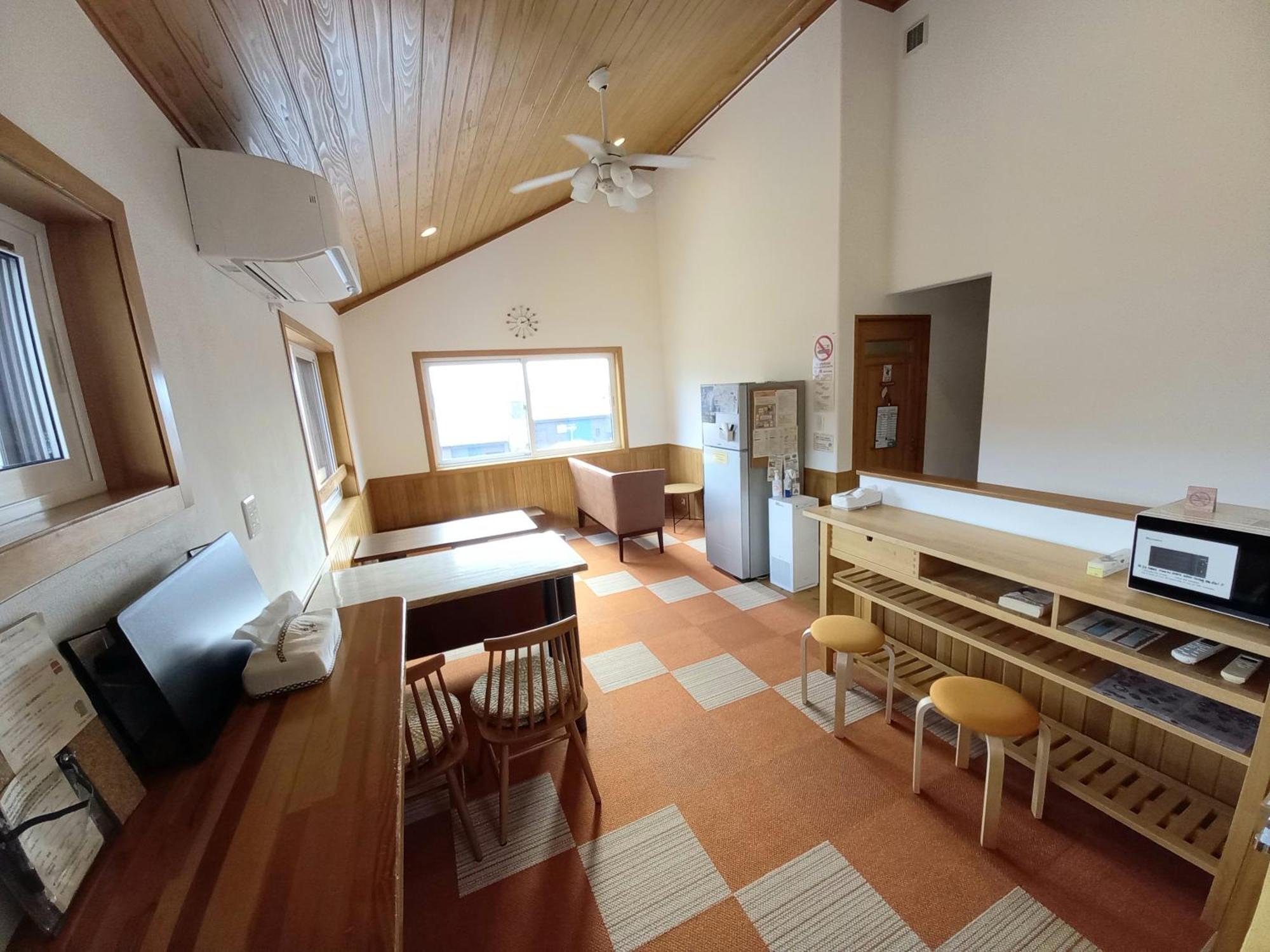 Orange Cabin Inn Far From Station Fujikawaguchiko Buitenkant foto
