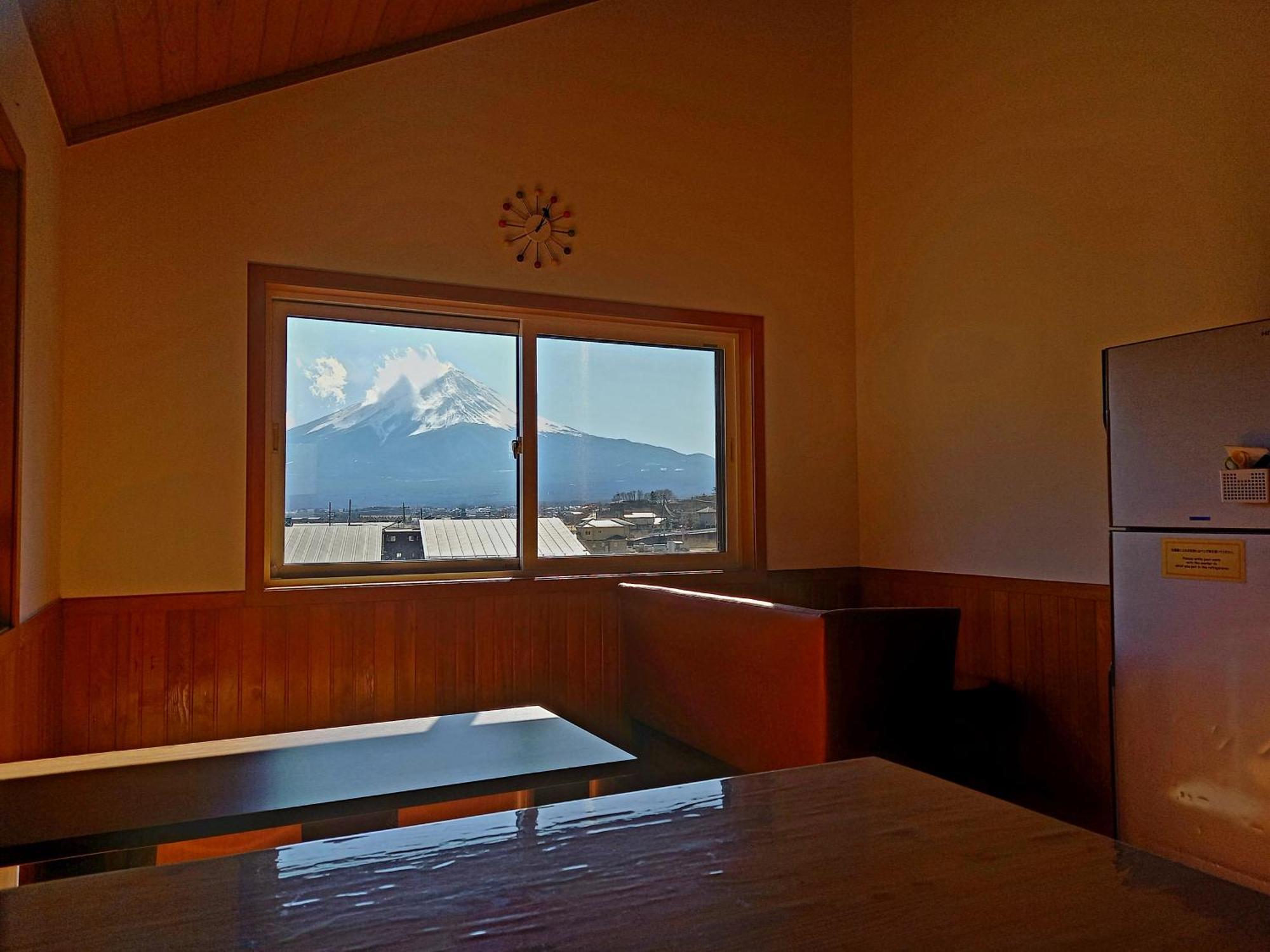 Orange Cabin Inn Far From Station Fujikawaguchiko Buitenkant foto